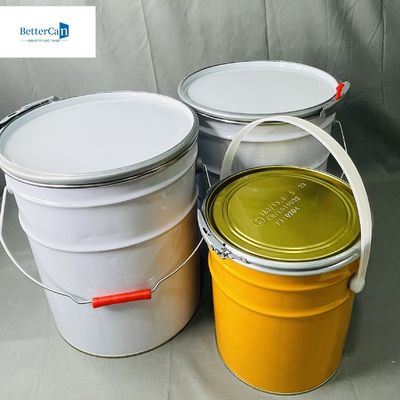 Buy 0.35mm White Coating Metal Pail With Handle 5 Liter Lock Ring Bucket online manufacture